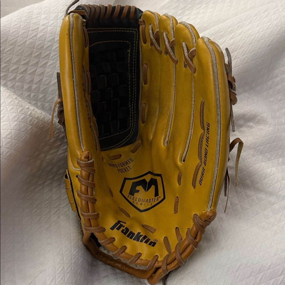 Franklin Kids Yellow Baseball Glove - Fieldmaster Series 22632 12.5”